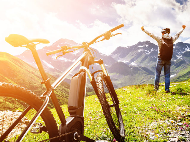 Die schönsten E-Bike-Touren im Frühling: Natur erleben auf zwei Rädern