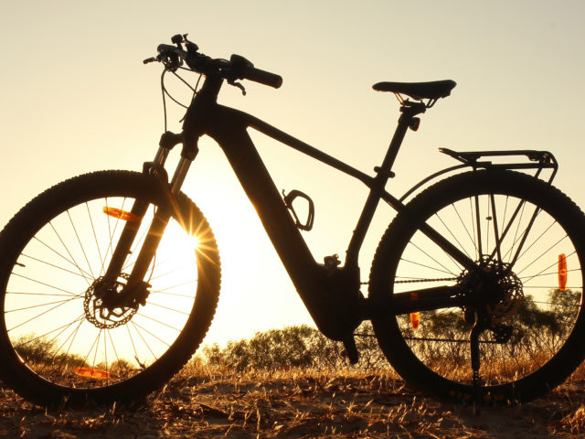 E-Bike im Hochsommer: So bleiben Sie bei Hitze sicher und entspannt unterwegs